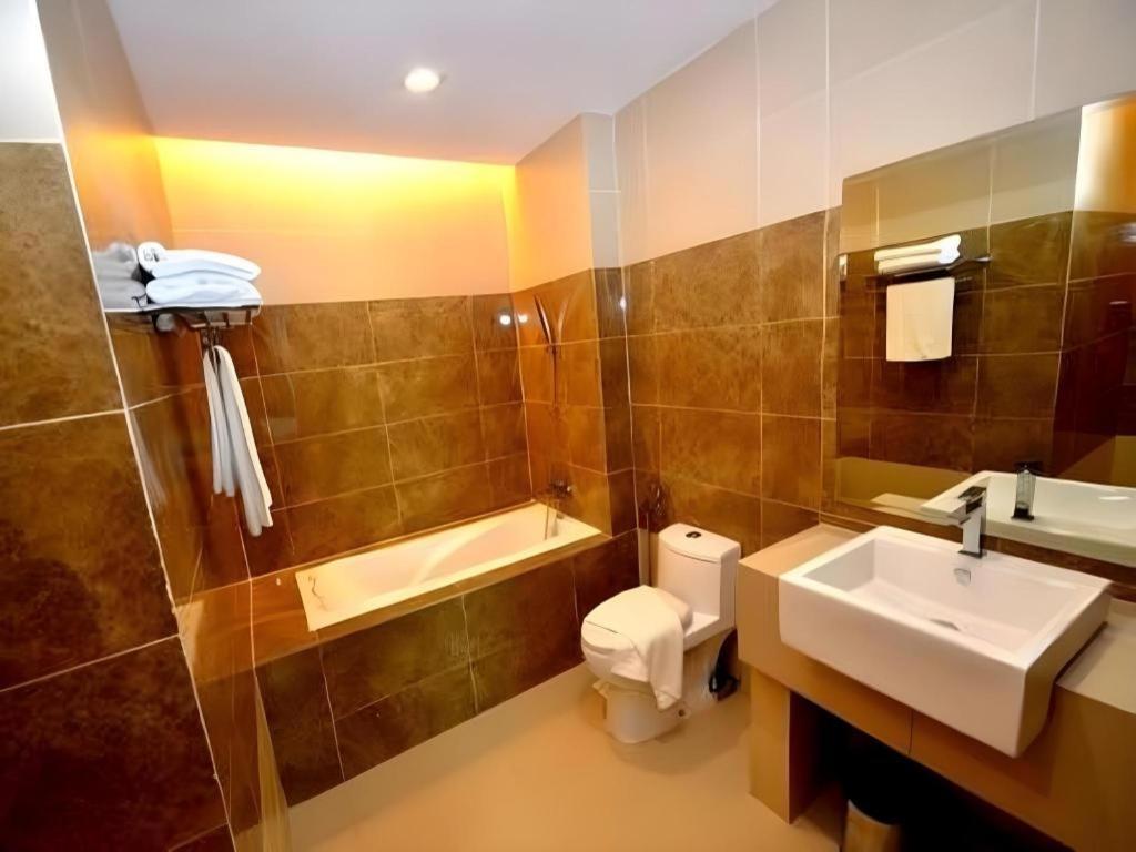 Eminent Hotel Kota Kinabalu Luaran gambar