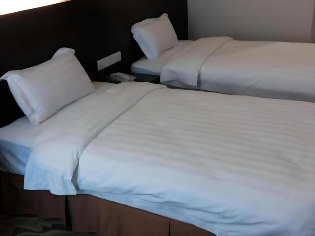 Eminent Hotel Kota Kinabalu Luaran gambar