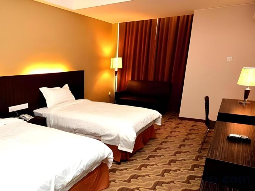 Eminent Hotel Kota Kinabalu Luaran gambar