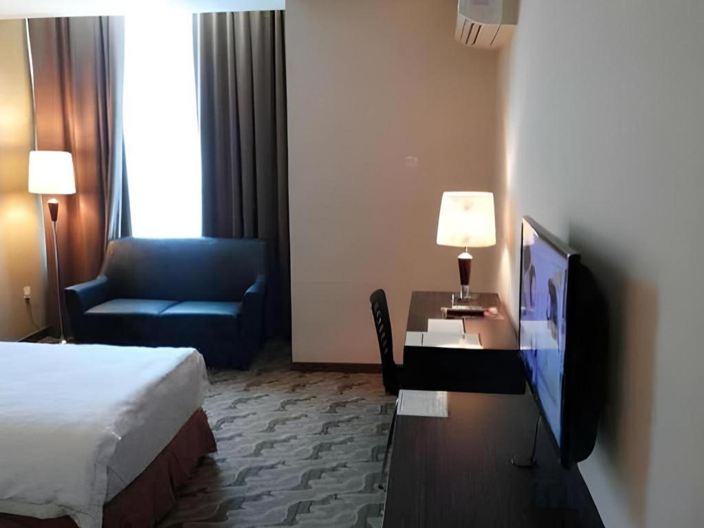 Eminent Hotel Kota Kinabalu Luaran gambar
